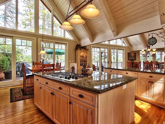 5th image of 23805 Lakeview Ct