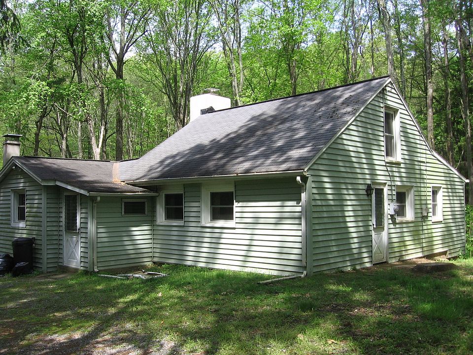 715 Mine Rd, Lebanon