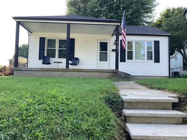 1051 Beech St, Connersville, IN 47331