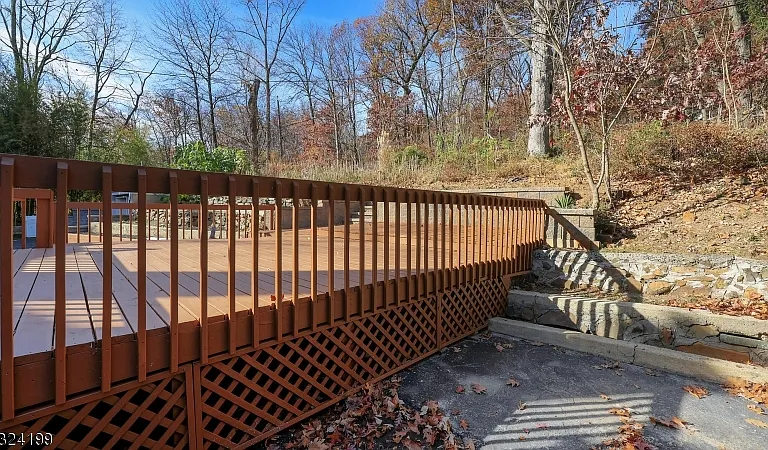 89 East Dr — Photo 34