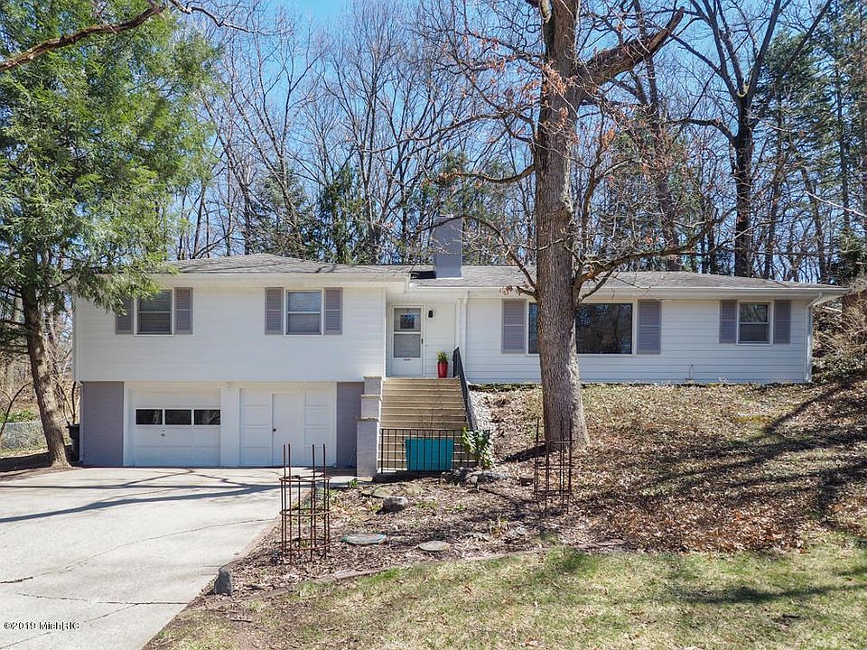 2211 Rambling Rd, Kalamazoo (101 of 11)