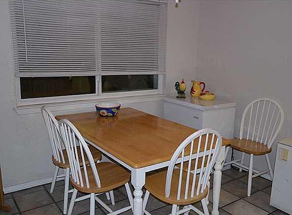 4th image of 715 Agua Caliente Dr