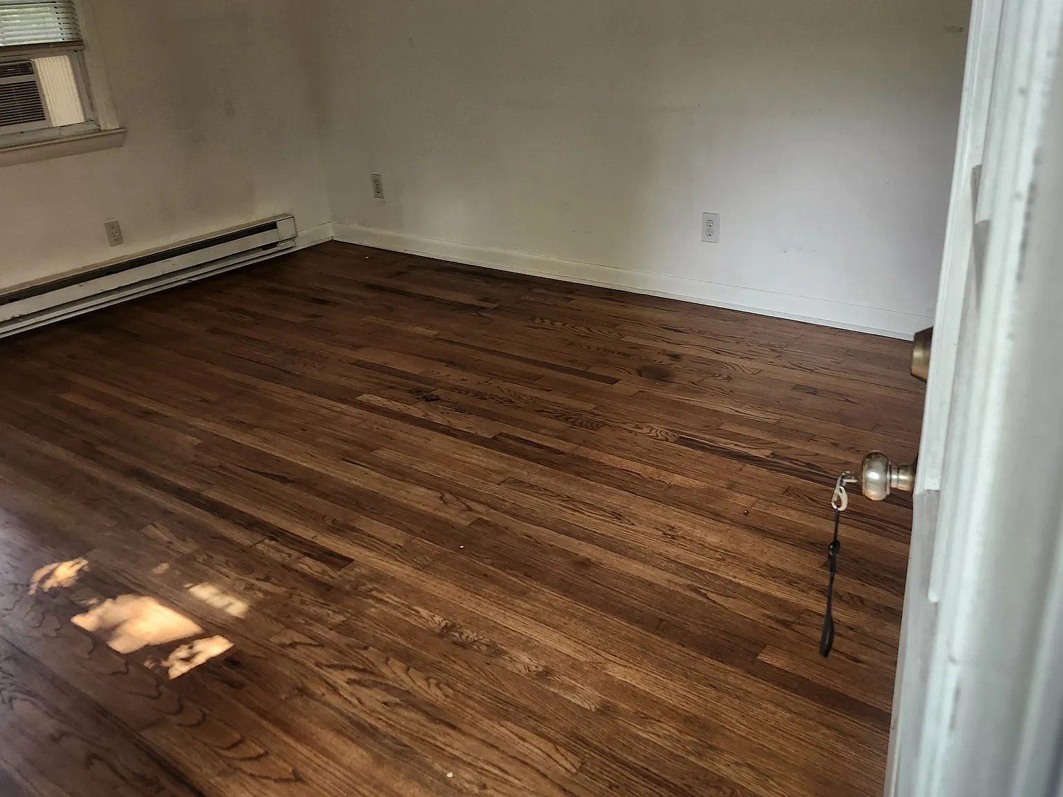 118 W Pierson Ave — Photo 2