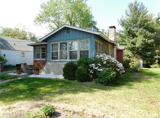 410 Keller St, Godfrey, IL 62035