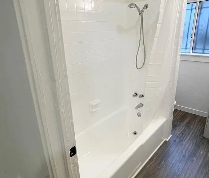 20 Brooks Ave #101 — Photo 8