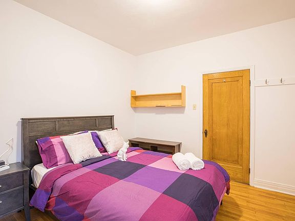2nd image of 4005 Lacombe Montreal