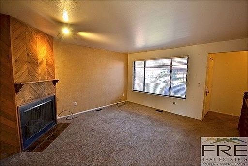 4th image of 1856 Cresthill Dr