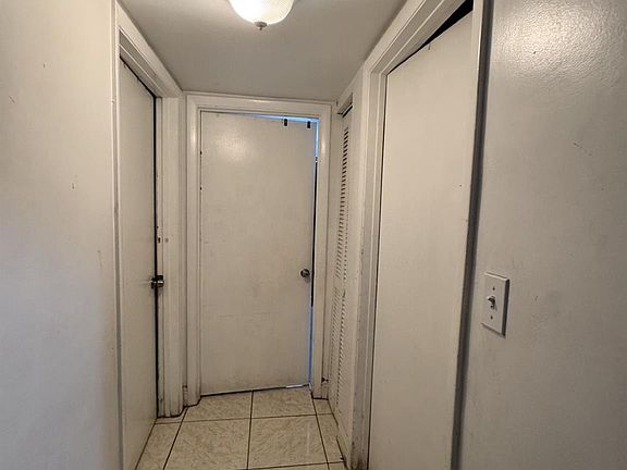 5th image of 101 NE 41st Street #65E