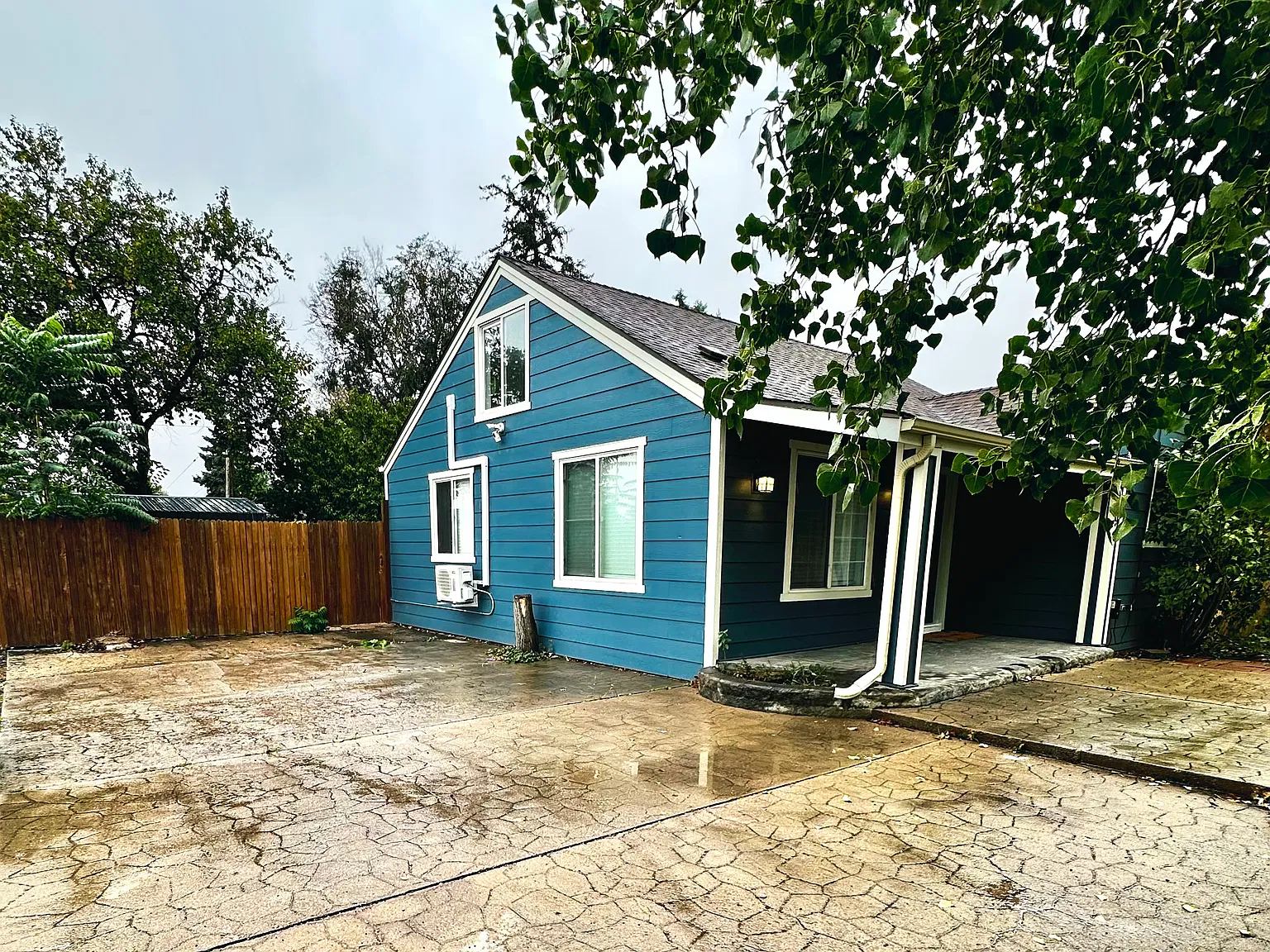 1990 Xenia St — Photo 2