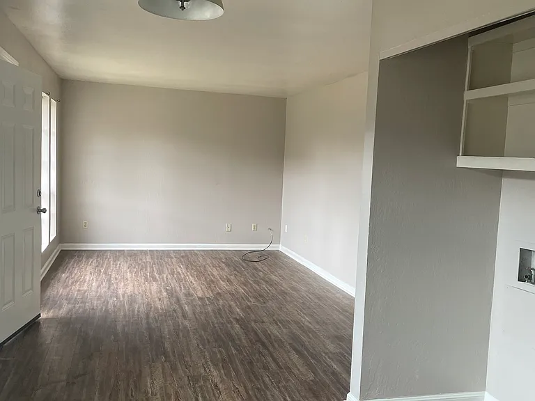 703 1/2 E Center St #3 — Photo 6
