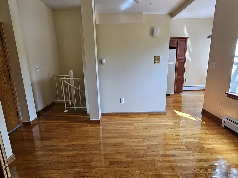 208 Wooster St #1B — Photo 9