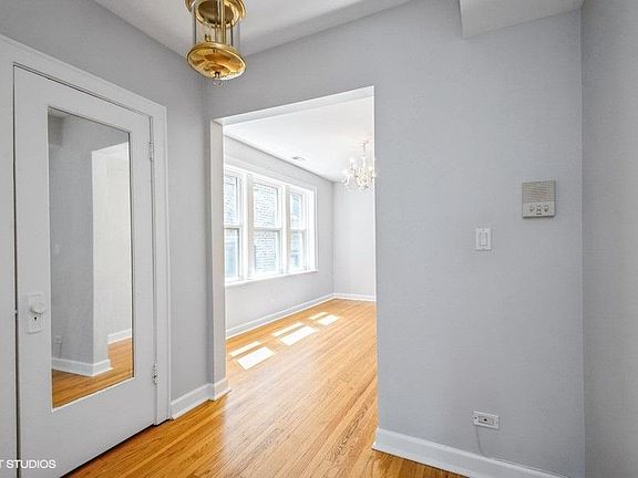 5th image of 5506 N Campbell Ave APT 3