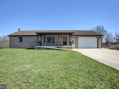 2842 N Clear Ridge Rd, Hustontown, PA, 17229