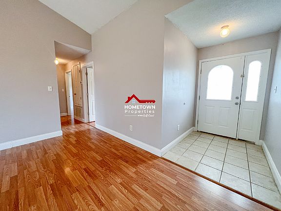 2nd image of 3677 Royal Ct