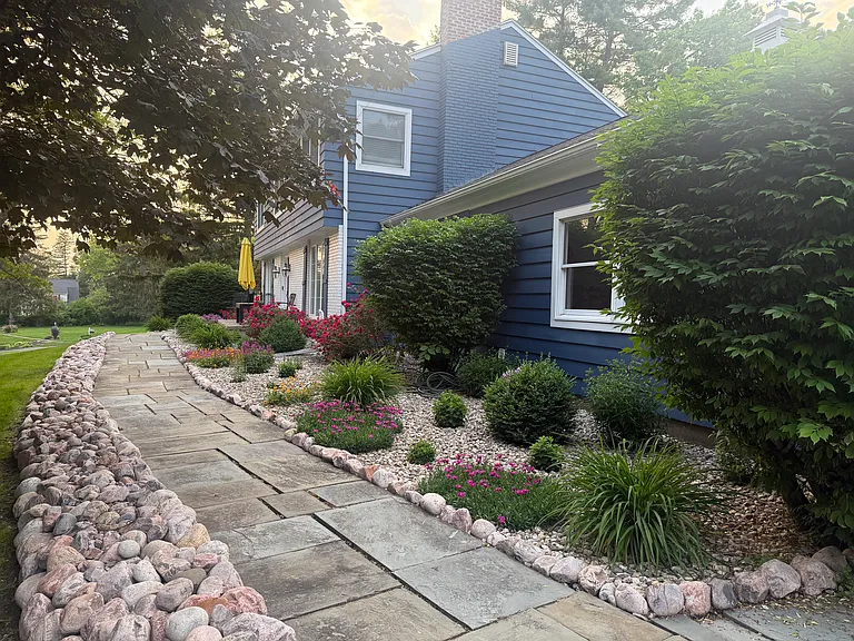 21 Marvelle Rd — Photo 2