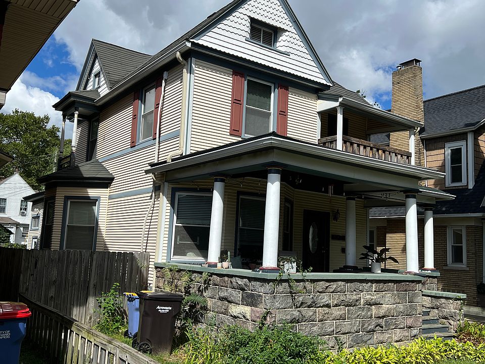 1st image of 357 Richard Ter SE #2