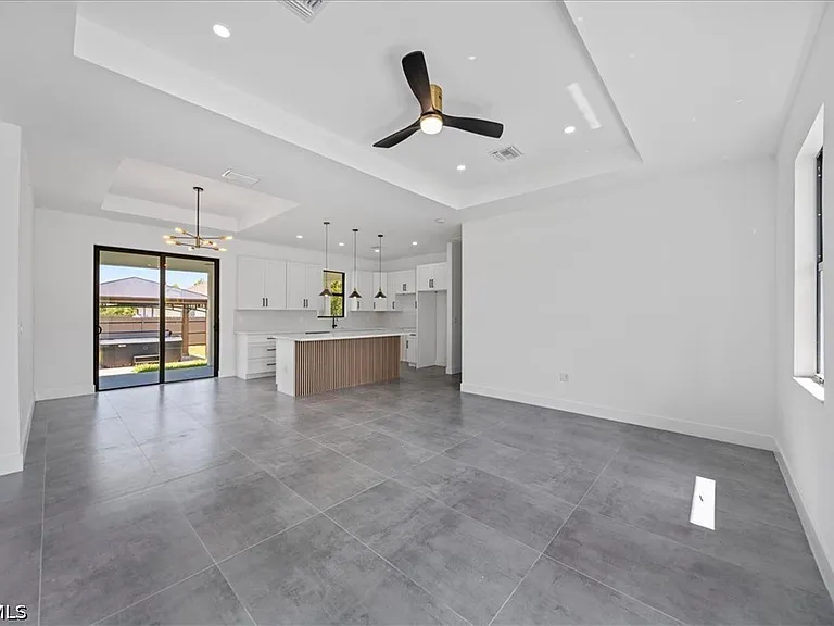 4536 NW 35th Pl — Photo 12