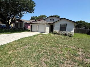1100 E Logan St, Round Rock, TX 78664