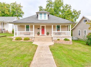 807 C St, Lenoir City, TN 37771