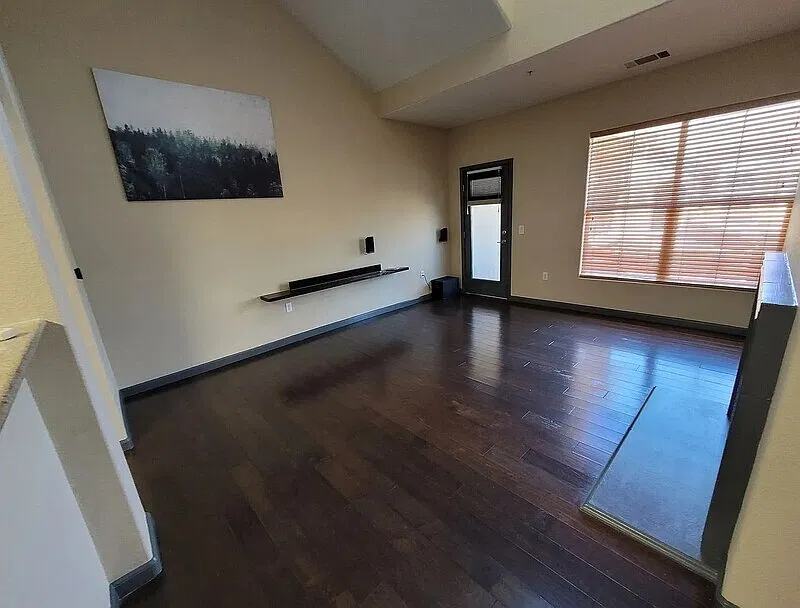 1 bed, 1.0 bath, 1223 sqft, $1,417 — Photo 4