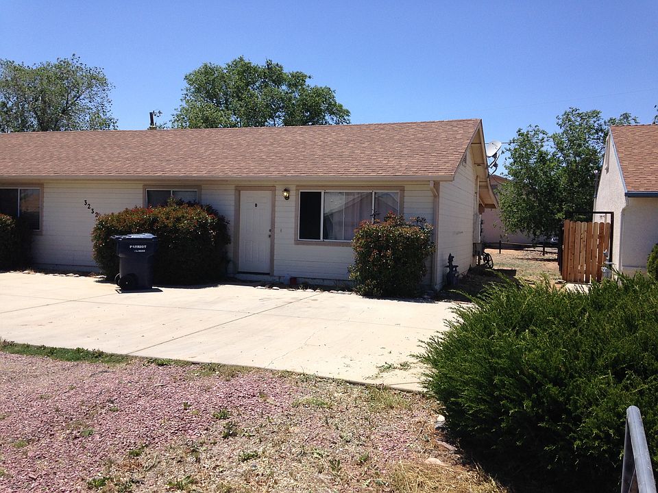 2nd image of 3232 N Hedgewood Dr APT B