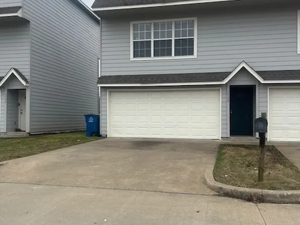 1718 E 67th Pl, Tulsa, OK 74136