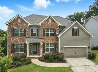 3950 Grandview Manor Dr, Cumming, GA 30028