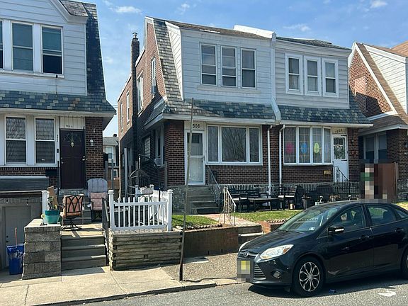 3rd image of 1306 Englewood St