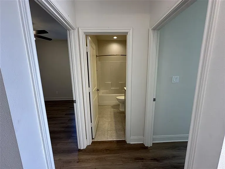 8406 Cambridge Rd — Photo 3