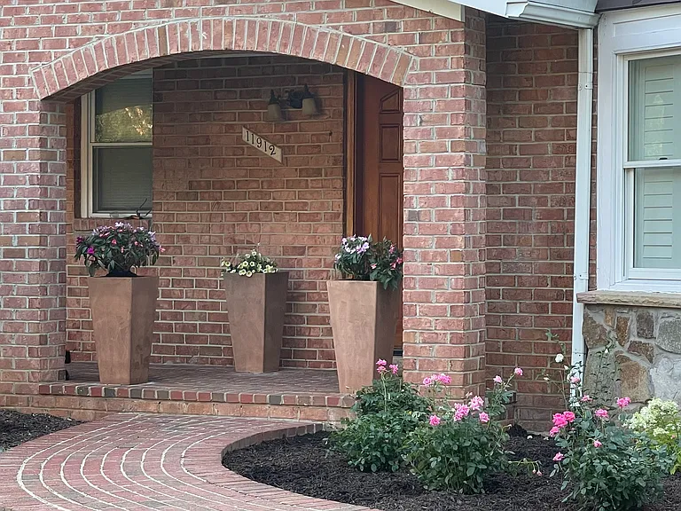 11912 Renwood Ln — Photo 23