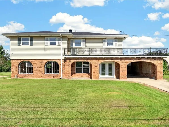 214 Orangewood Dr, Buras, LA 70041