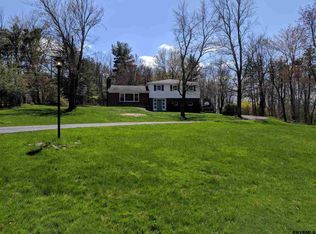 63 East Rd, Troy, NY 12180