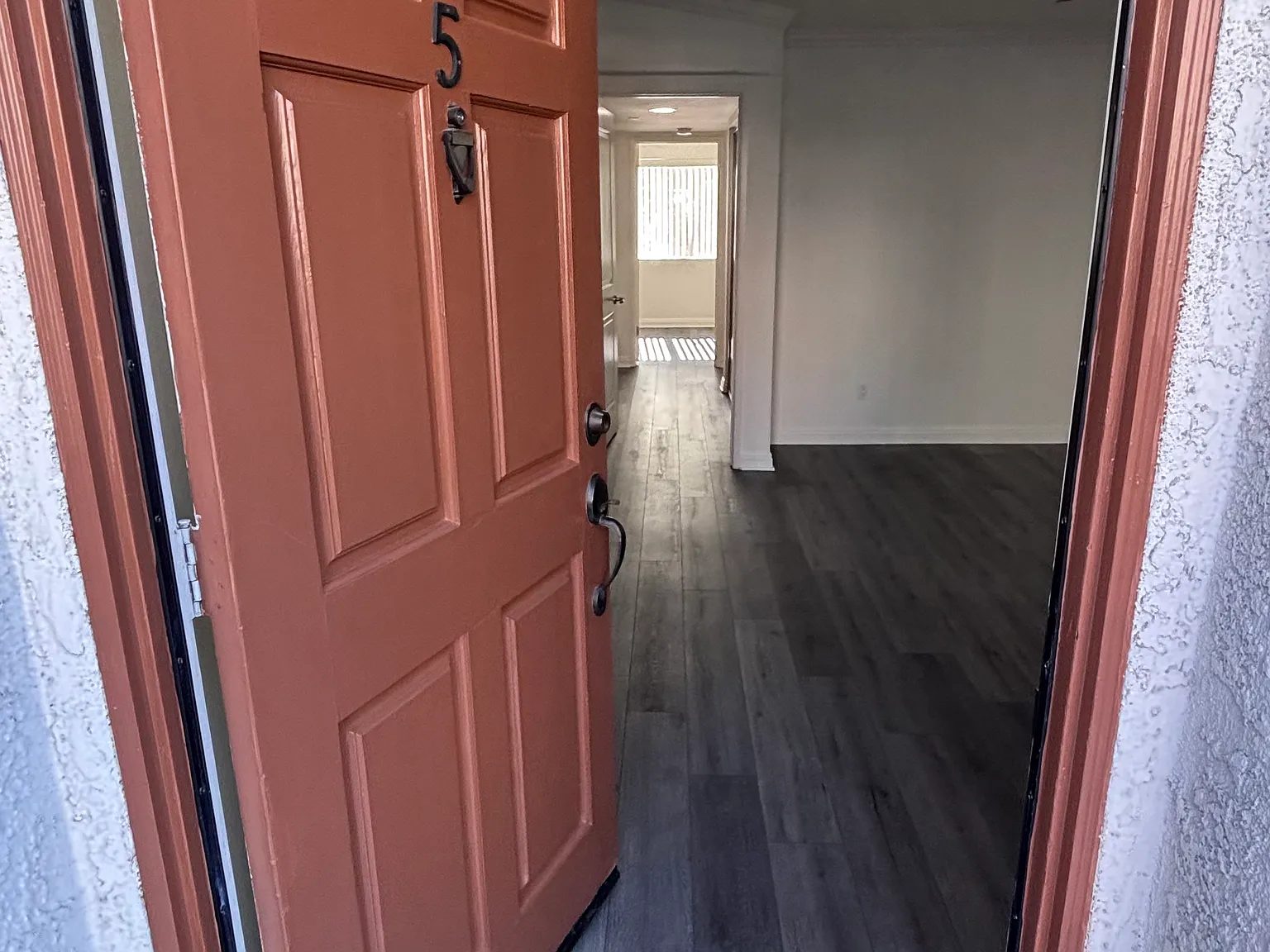 2 bed, 1100 sqft, $2,850 — Photo 1