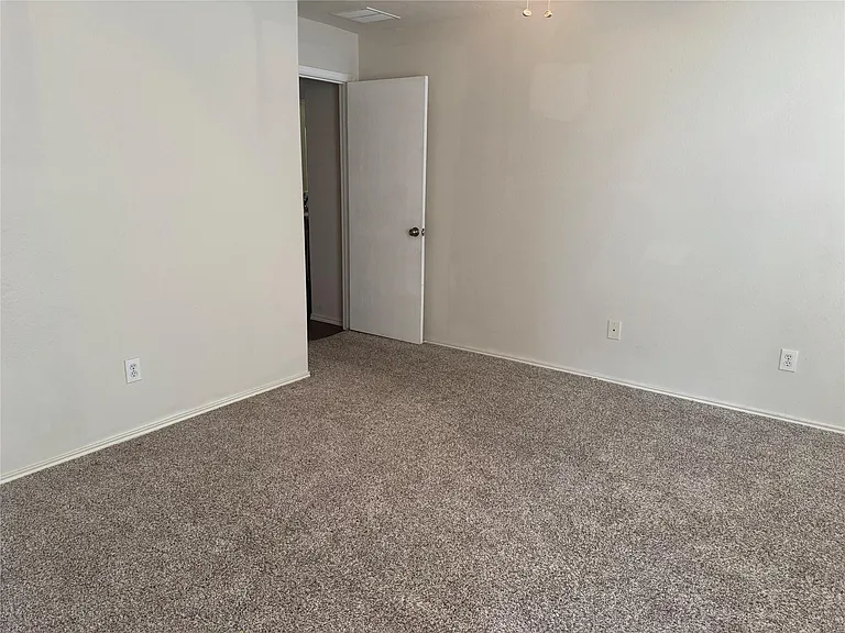 16942 Reston Glen Ln — Photo 25
