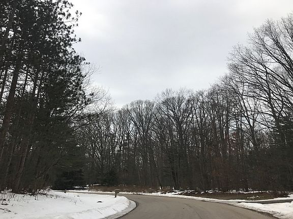 5th image of 4160 Estate Dr