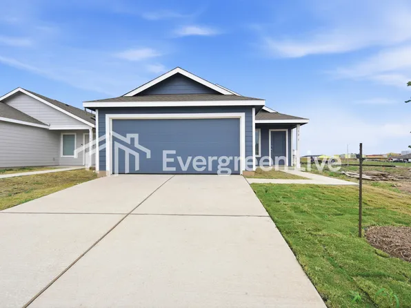 121 Silent Sky Ln, Hutto, TX 78634