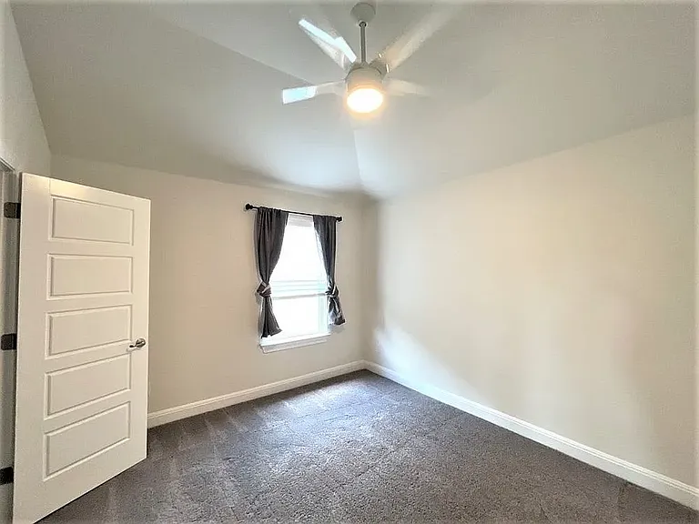 716 Expedition Way — Photo 11