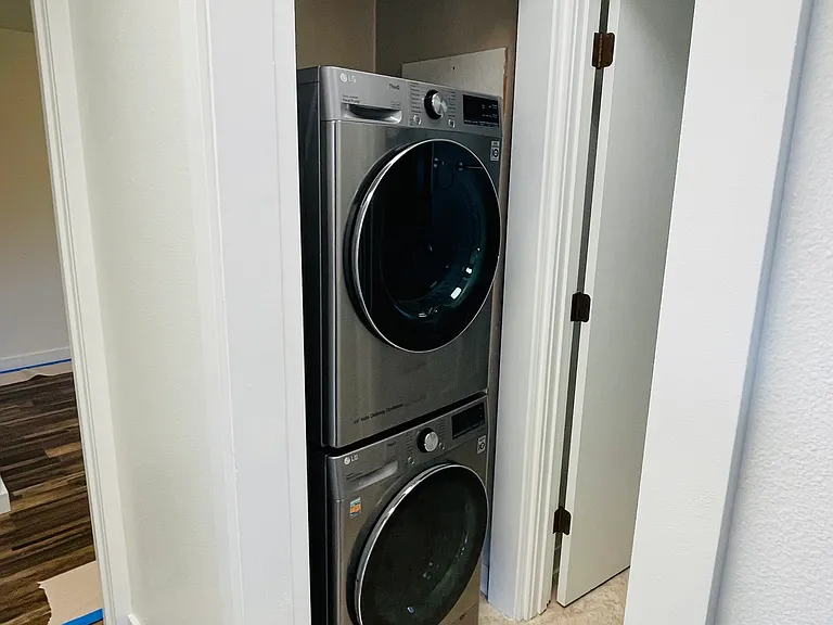 Electric Washer and Dryer