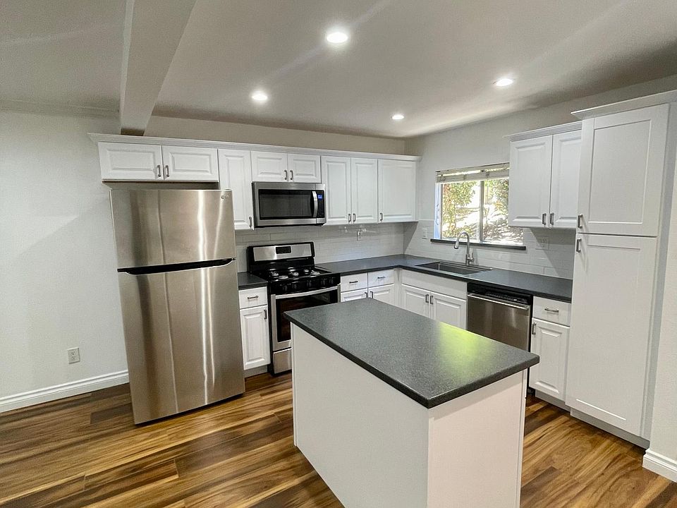 1st image of 18350 Hatteras St APT 147