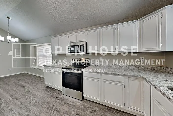 5905 Madison Dr — Photo 5