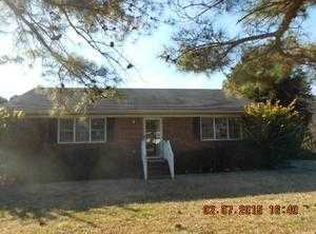 9378 Colonial Dr, Middlesex, NC 27557