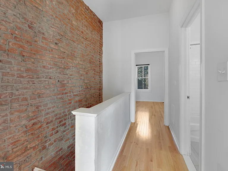 1517 S Lecount St — Photo 11