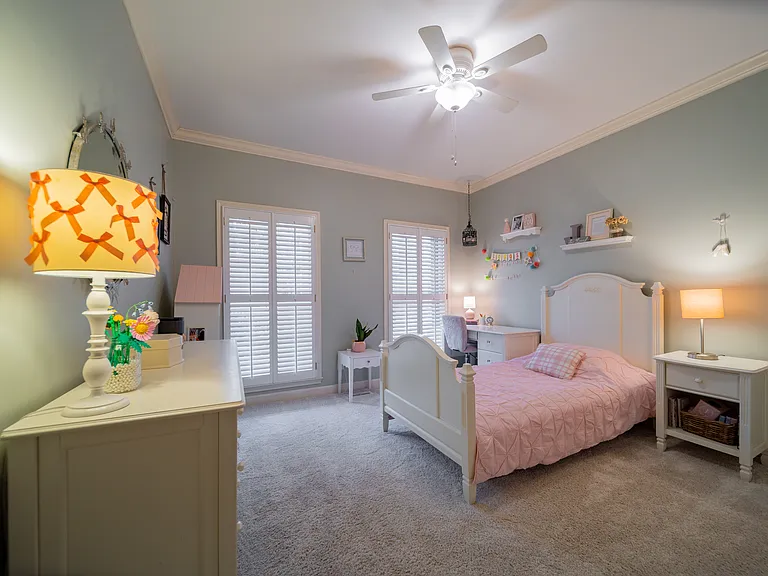 (previous photo showing furnishings that have since been removed)
