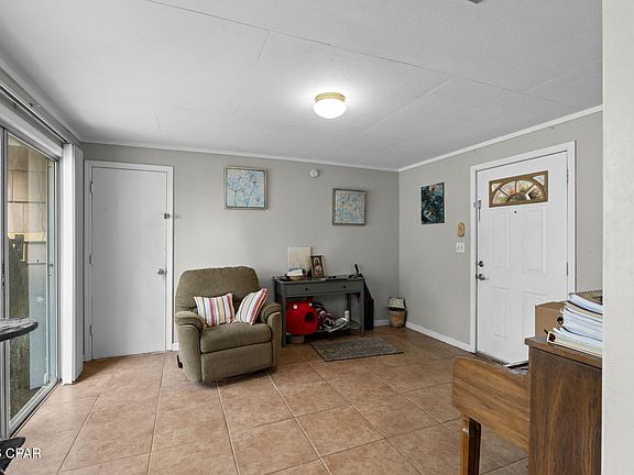 5th image of 123 N Cove Terrace Dr