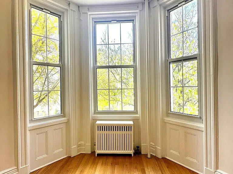 222 N Henry St #2 — Photo 3
