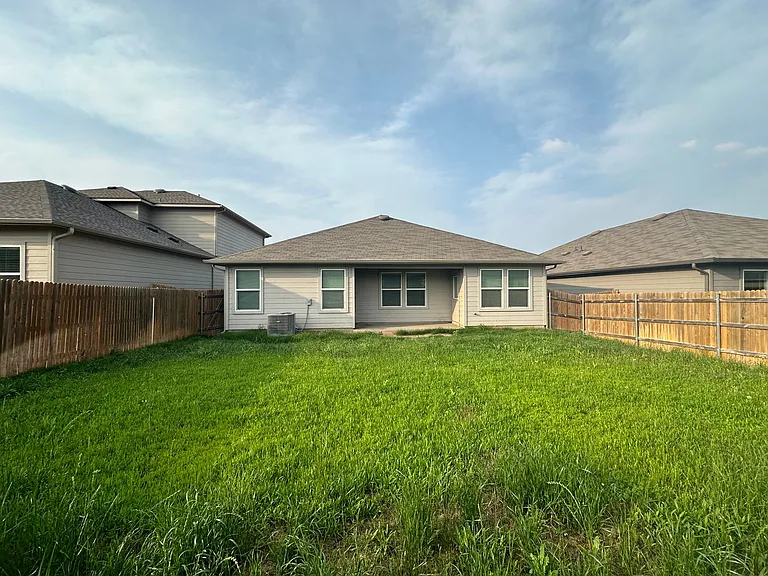 15205 Siberian Elm Ln — Photo 27