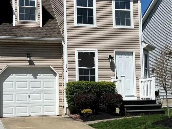 957 Columbia Ct #1, Painesville, OH 44077