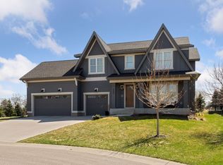 4985 Sunflower Pl, Woodbury, MN 55129