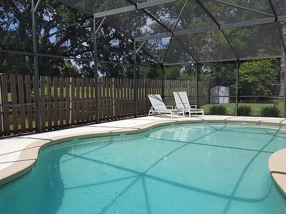View of the 18th green from the pool