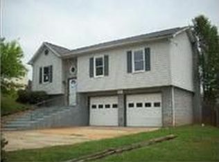 2205 Rolling Hills Ct, Lenoir, NC 28645